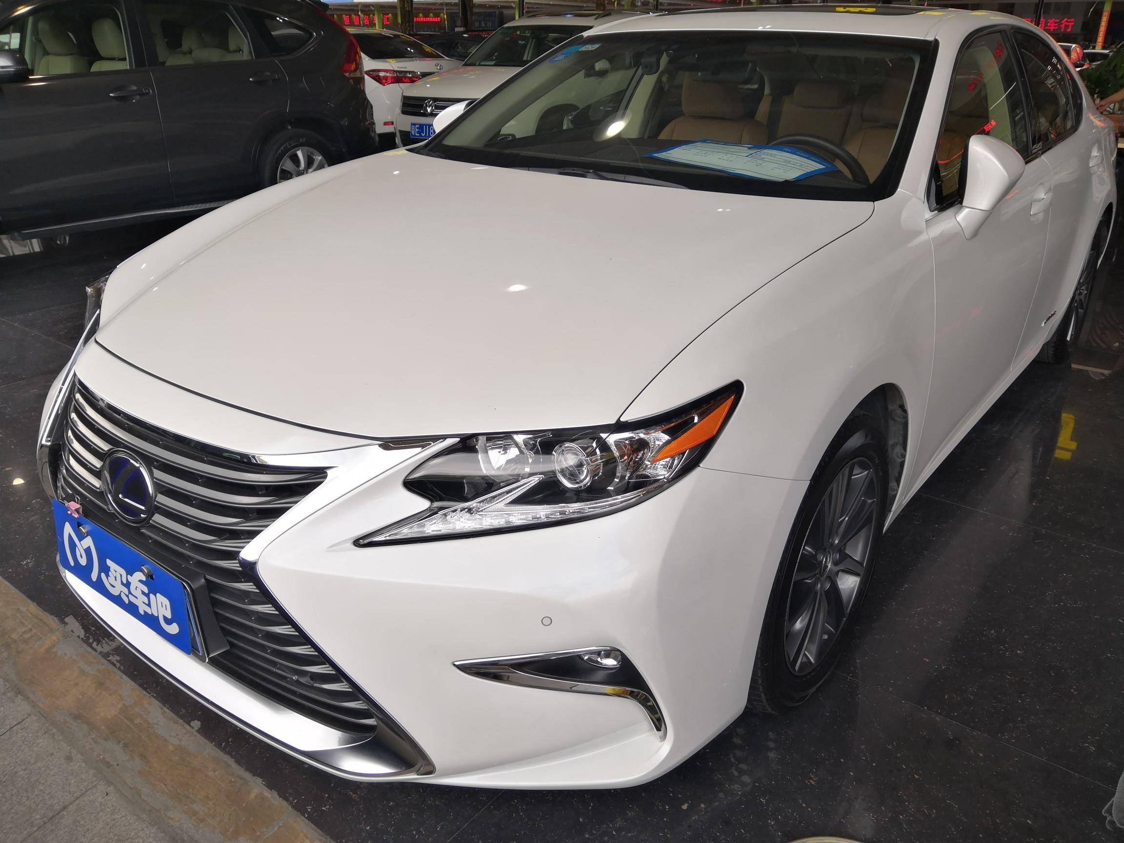 订金销售2017款雷克萨斯es进口300hmarklevinson舒适版分期购二手汽车