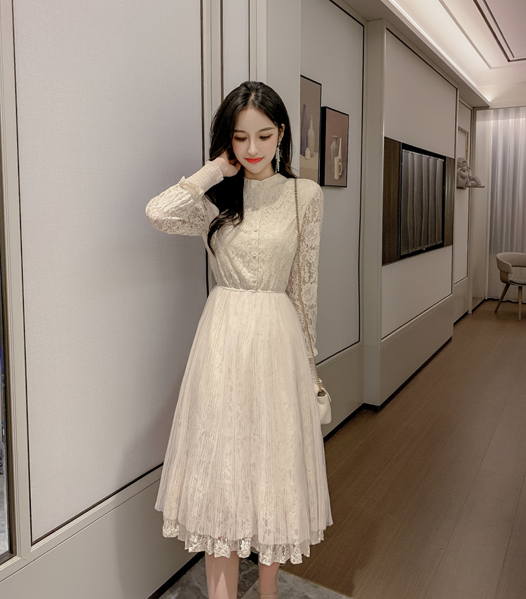 妍鸢连衣裙 2020春装新款很仙的长袖蕾丝连衣裙女网红甜美egg裙法式