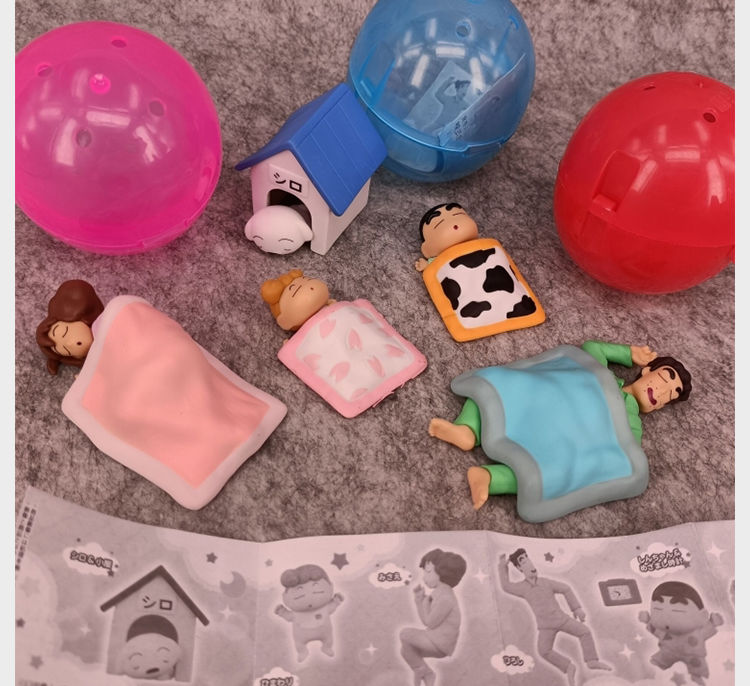 新款扭蛋盲盒野原一家蜡笔小新车载周边公仔手办女卡通可爱小摆件扭蛋