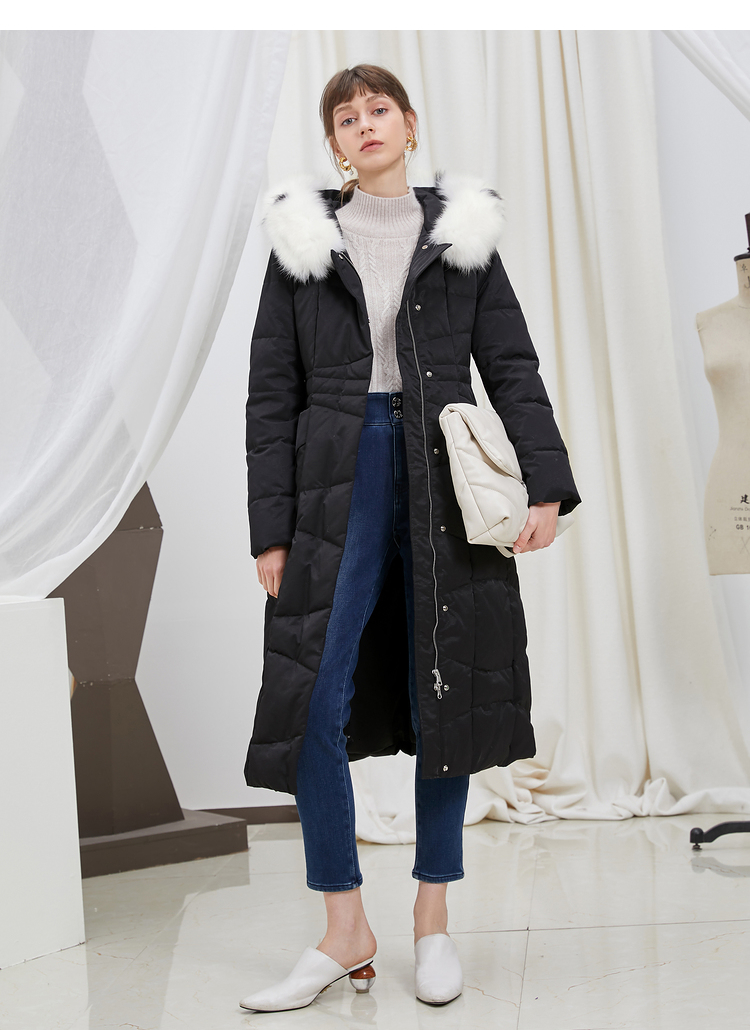 伊布都ibudu2020冬季新款连帽狐狸毛大毛领收腰长款白鹅绒羽绒服