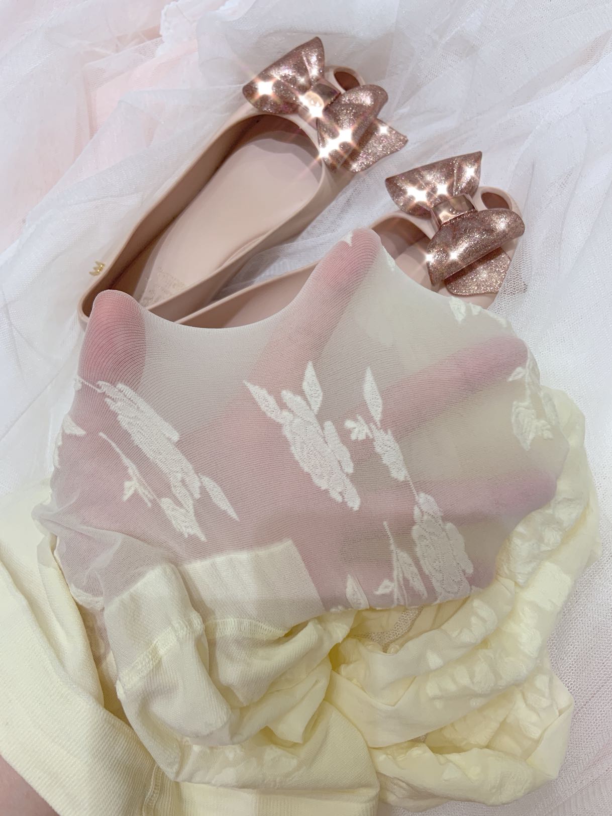 2020春个性性感刺绣玫瑰蕾丝花朵日系少女连裤袜打底黑白丝袜费琳