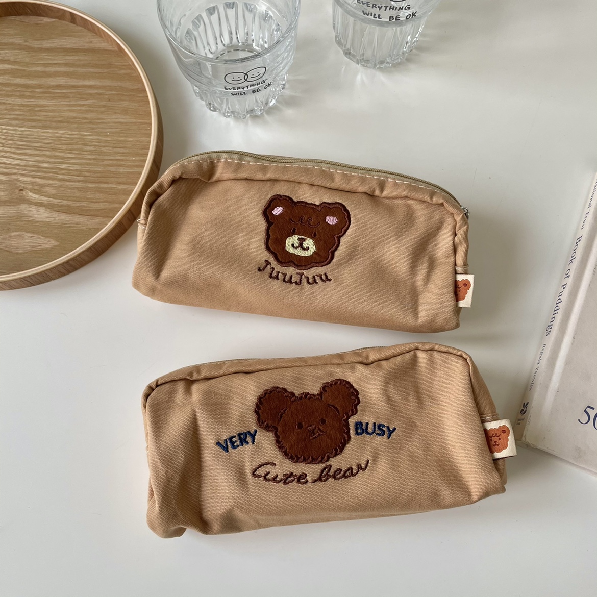 喻娄月少女原创juujuuber小熊刺绣笔袋学生学习文具袋收纳袋收纳包