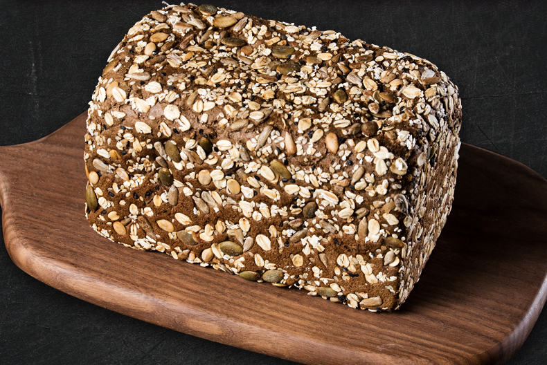 粗粮新语顺丰身无蔗糖全麦黑麦面切片代