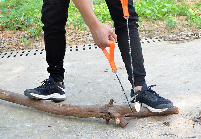 定做 链条锯手拉户外野营手拉线锯多功能伐木锯子超轻便携锰钢链条锯