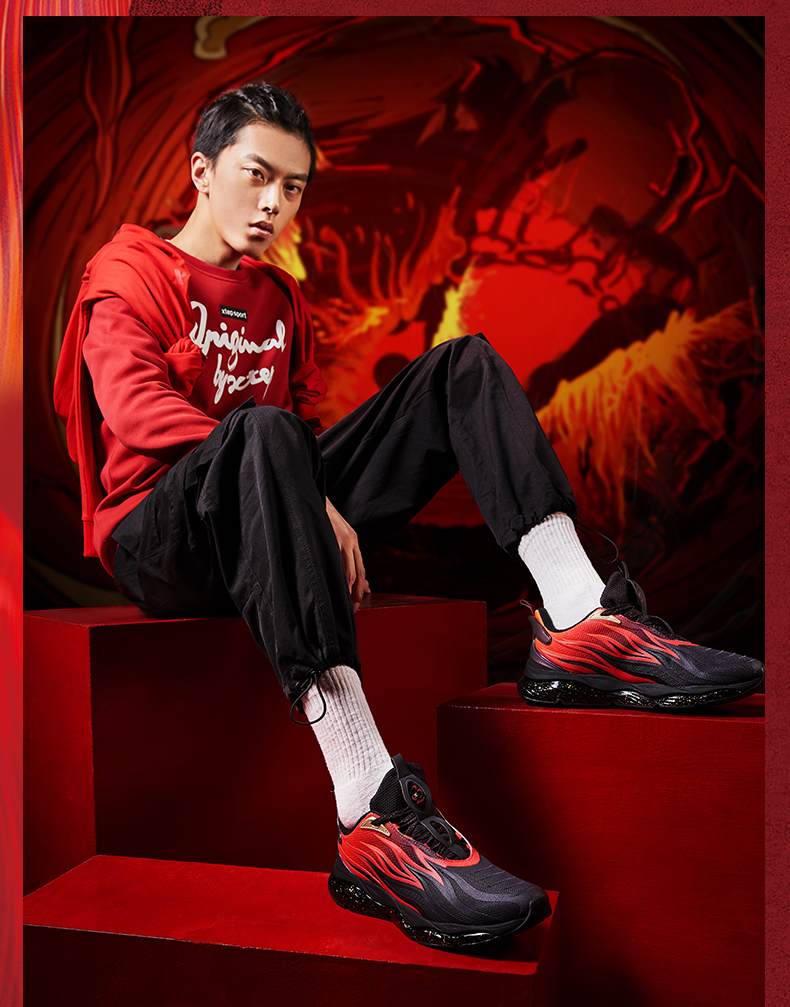 特步男鞋22代谢霆锋同款烽火革面运动风火跑步鞋2020夏革面减震情侣