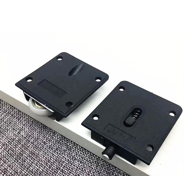 精品老式衣柜滑轮趟轮子移推拉轮黑色塑料橱柜吊轮轨道配