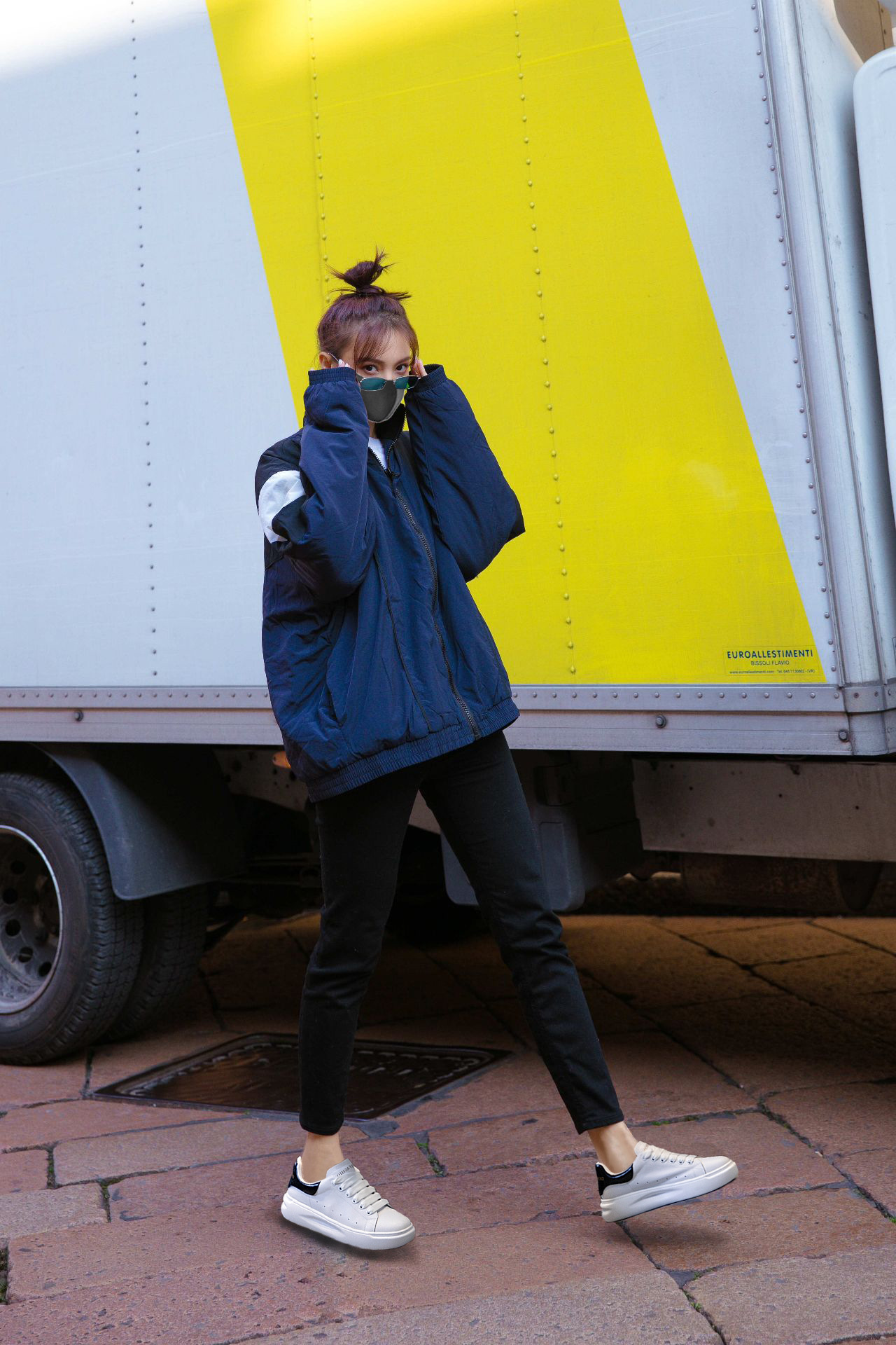 策霸头层牛皮小白鞋女秋冬季2020新款麦昆真皮女鞋平底休闲运动单鞋女