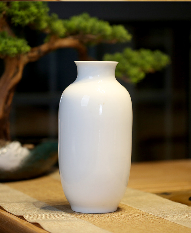 景德镇陶瓷小花瓶茶艺桌面纯白瓷瓶新中式客厅装饰品书房玄关摆件