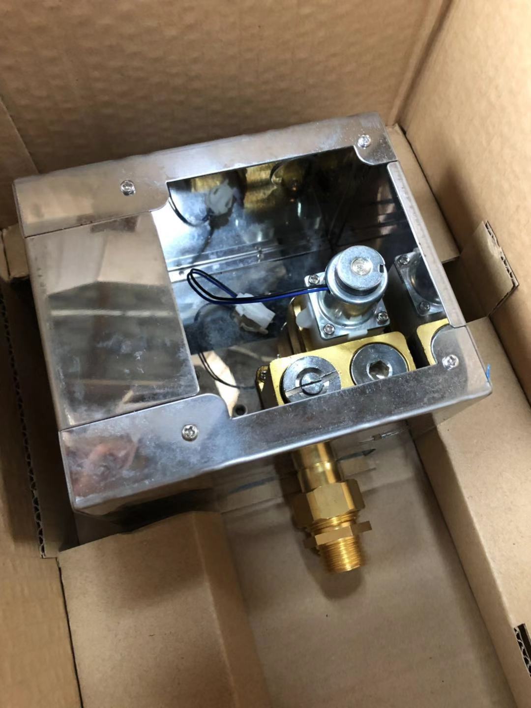 toto感应器due115upkupe暗装小便斗配件感应式冲洗阀due114upku