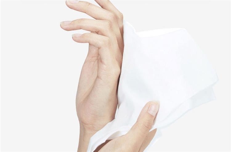 75酒精消毒湿纸巾杀菌消毒一次性医家用擦手孕妇婴儿湿巾100抽