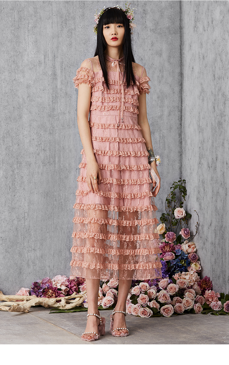 马克华菲女装蛋糕裙2021新款春长款蕾丝边拼接连衣裙女神气质裙子