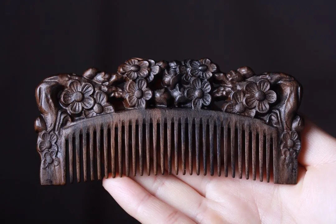 沉香木质梳子沉香老料黑油满纹沉香梳子手把件精美手