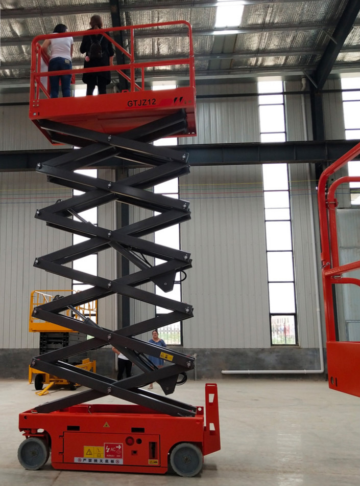 定做 升降机全自动电动液压升降平台自行走升降机新款全自行升降机