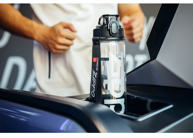 美国zippo军训水杯便携旅行塑料水壶运动水杯便携健身tritan杯800ml