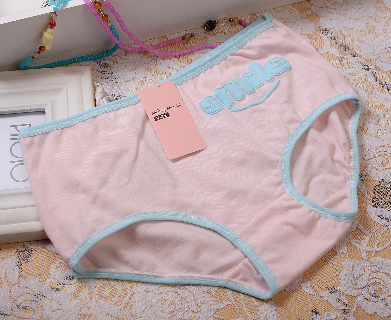 高初中学生少女孩内裤女士三角裤中腰短裤13-14-16-17-18岁 费琳