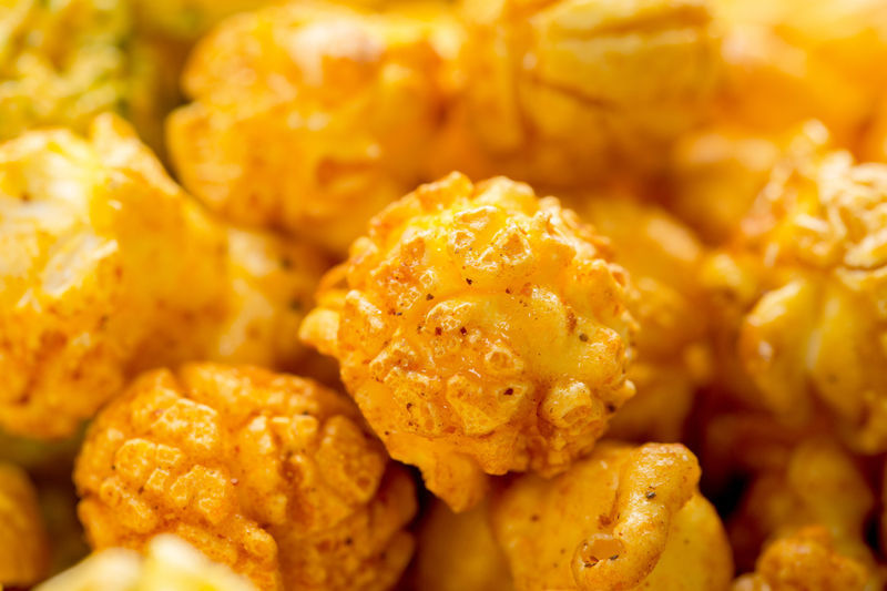 开袋即食奶油爆米花球形袋装多口味可选膨化网红休闲零食礼包批发