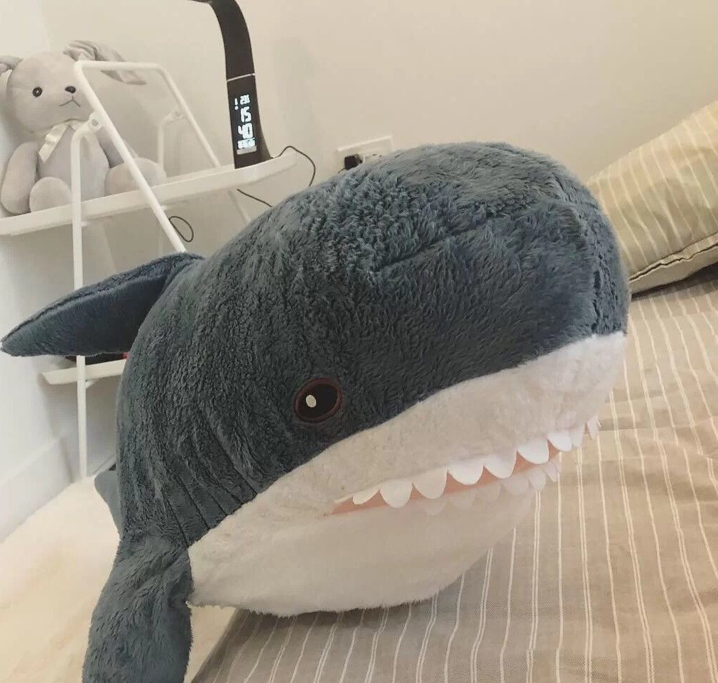 《宜家ikea鲨鱼布罗艾毛绒玩具玩偶抱枕靠垫可爱布偶公仔大白鲨礼物
