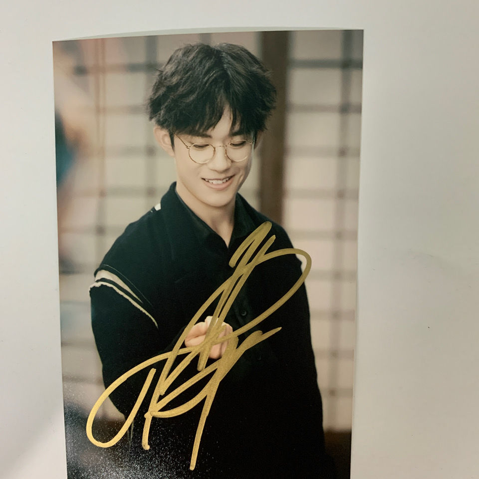 易烊千玺亲笔签名照周边明信片七夕送女朋友表白礼物送闺蜜礼物33