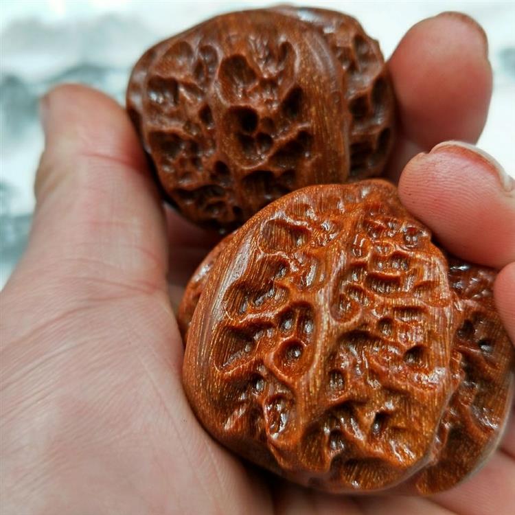 核桃文玩手把件檀木健身球中老年手球手握紫檀白酸枝核桃雕刻木质