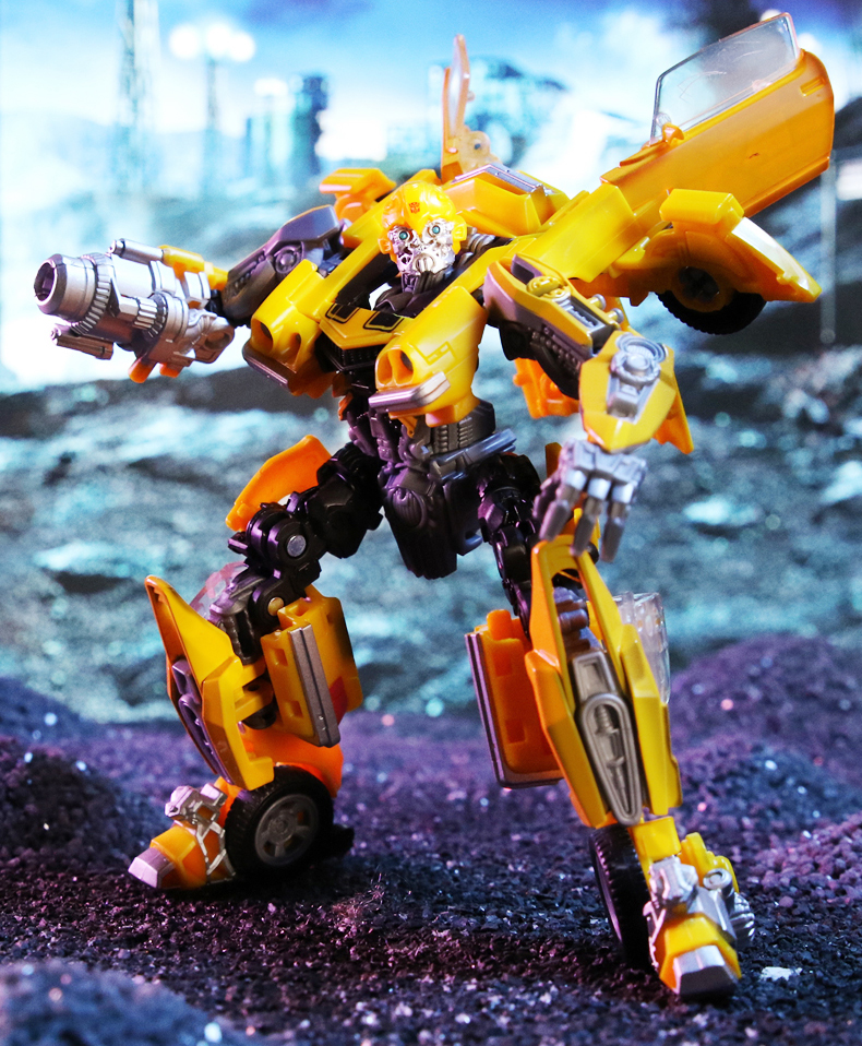 孩之宝变形金刚studio series ss01加强d级大黄蜂模型机器人玩具