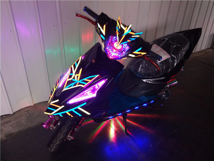 澳派全新鬼火125cc摩托车三代改装战速150踏板车白幽灵复古车一代上牌