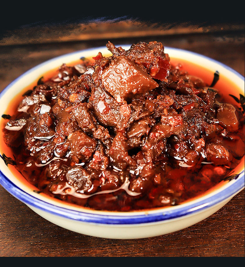 赛卡伊五香牛肉酱拌饭酱香辣拌面调味酱料下饭辣酱230g大颗粒下饭菜