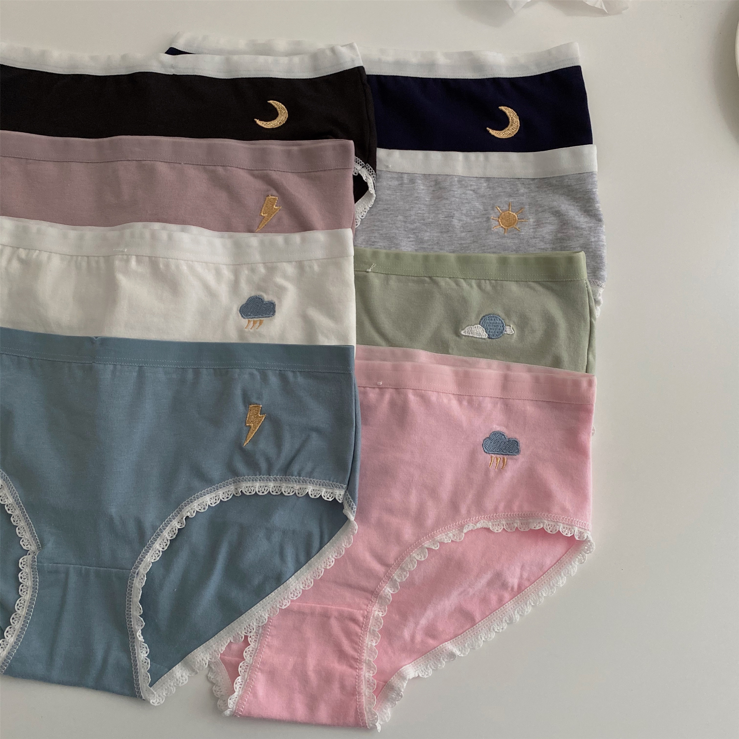 suntek夏季2020年新款韩版日系少女可爱刺绣中腰内裤女学生三角裤四条