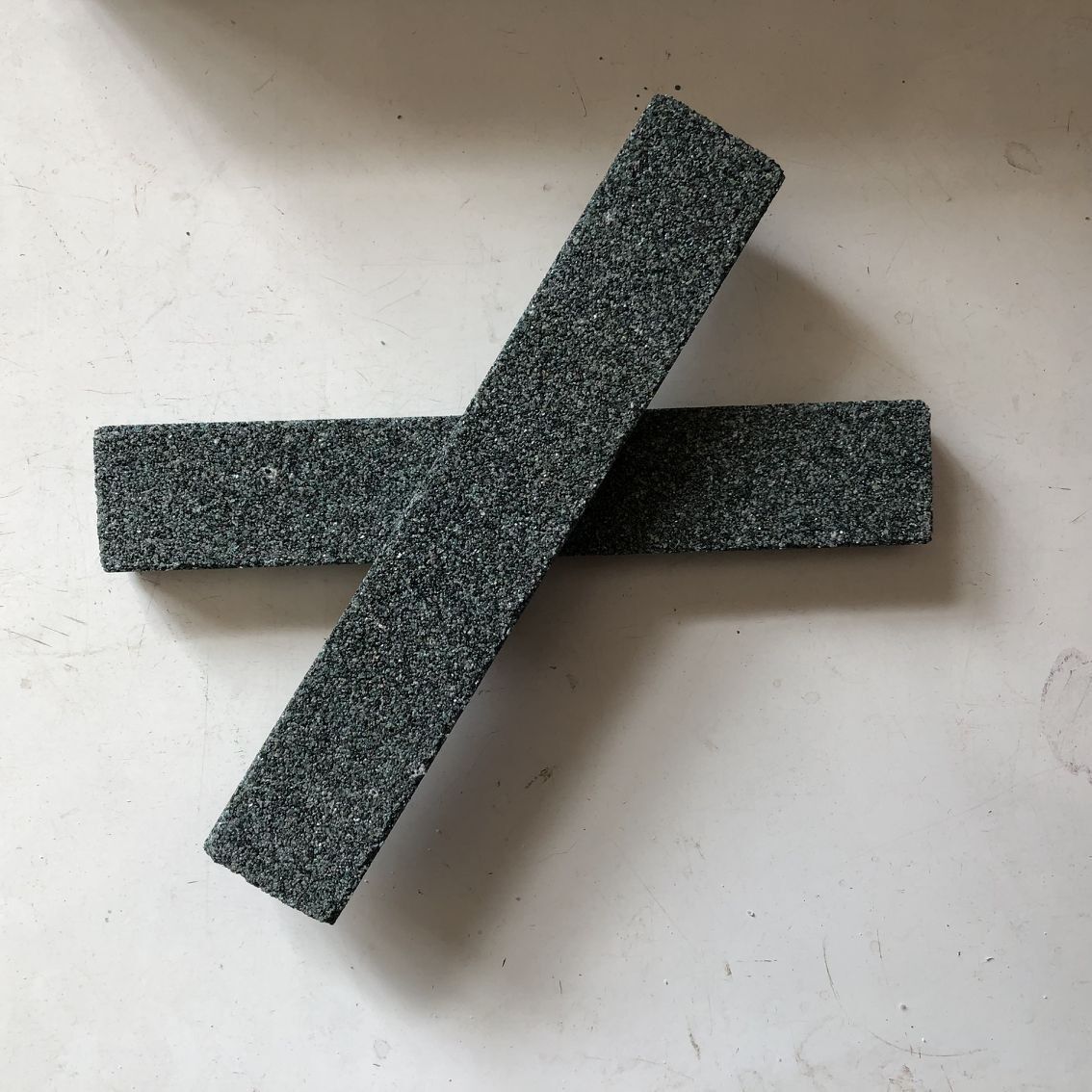 新品砂轮修整石砂轮修整条修正砂条粗磨油石条粗磨石沙轮石150x25x