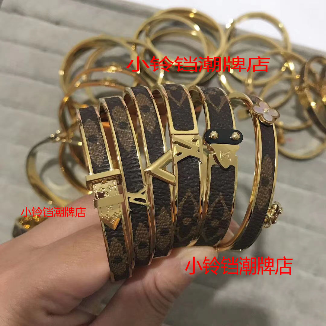 guzhilv手镯四叶草钛钢新款老花粉花白格经典不掉色手链百搭男女经典