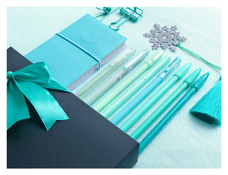 薄荷绿中性笔文具盒书夹套装学生文具礼盒