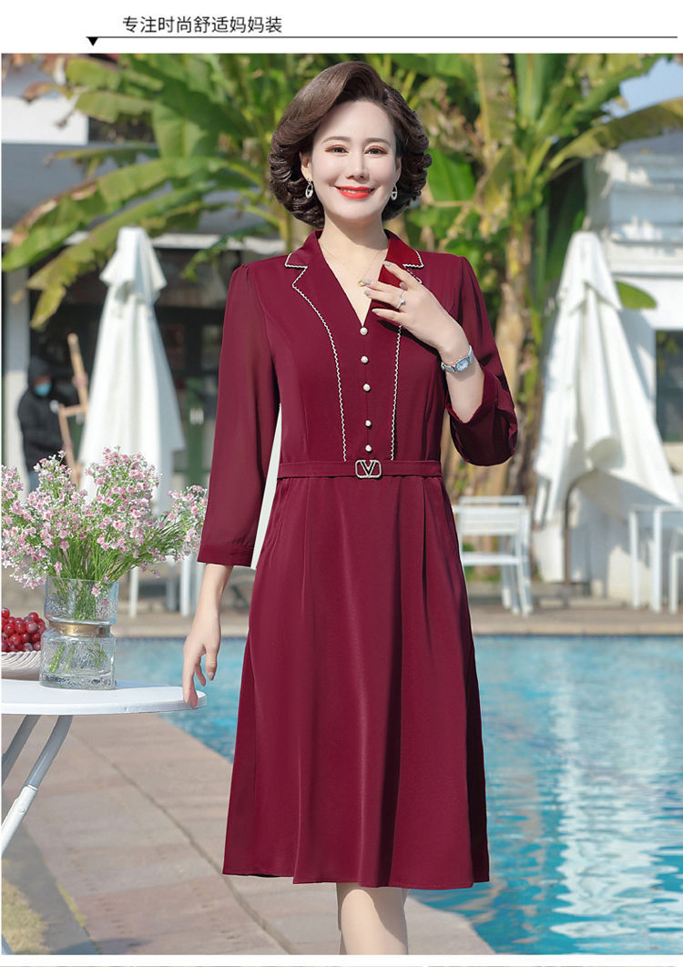 雪暖夏季v领中年连衣裙时尚大码遮肚子妈妈女中长裙洋气减龄显瘦