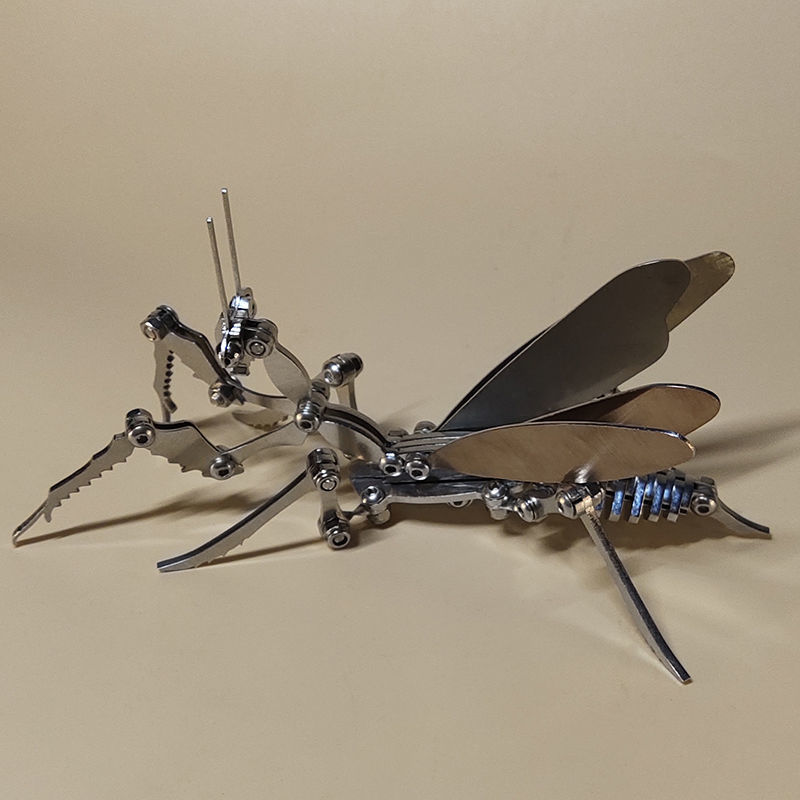 钢螳螂金属玩具之王钢螳螂金属玩具之王拼装模型成品不锈钢静态工艺