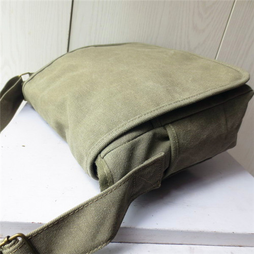军绿色男士军挎包老式怀旧书包解放革命挎包黄书包帆布背包斜挎复古男