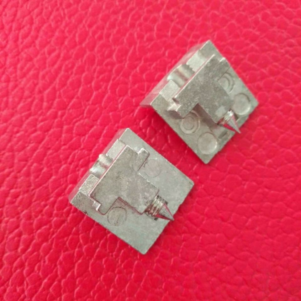 门窗锁点欧标锁座内开内倒窗户挡块断桥铝合金窗平开门窗多点锁扣