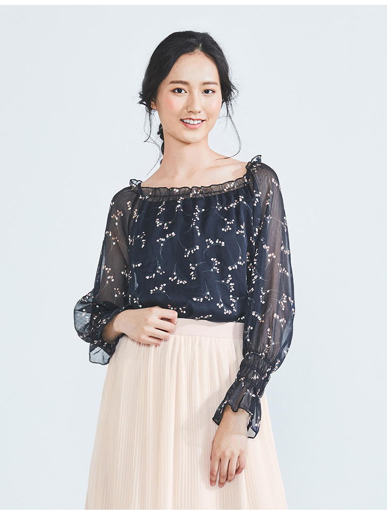 热风小清新女士浪漫印花罩衫甜美圆领套头长袖上衣f03w8201