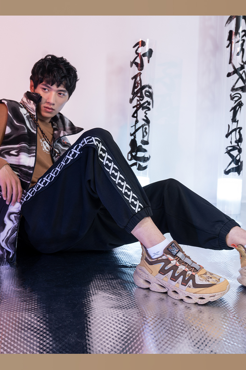 范丞丞同款特步男鞋厚底减震旋跑步鞋2020年明星同款运动鞋男