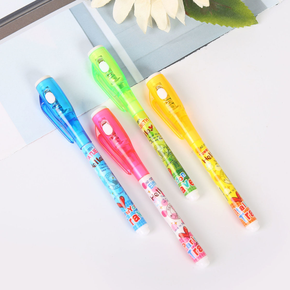 无色笔字迹隐形笔写字学生多功能紫外线荧光笔记号魔术标记笔秘密图案