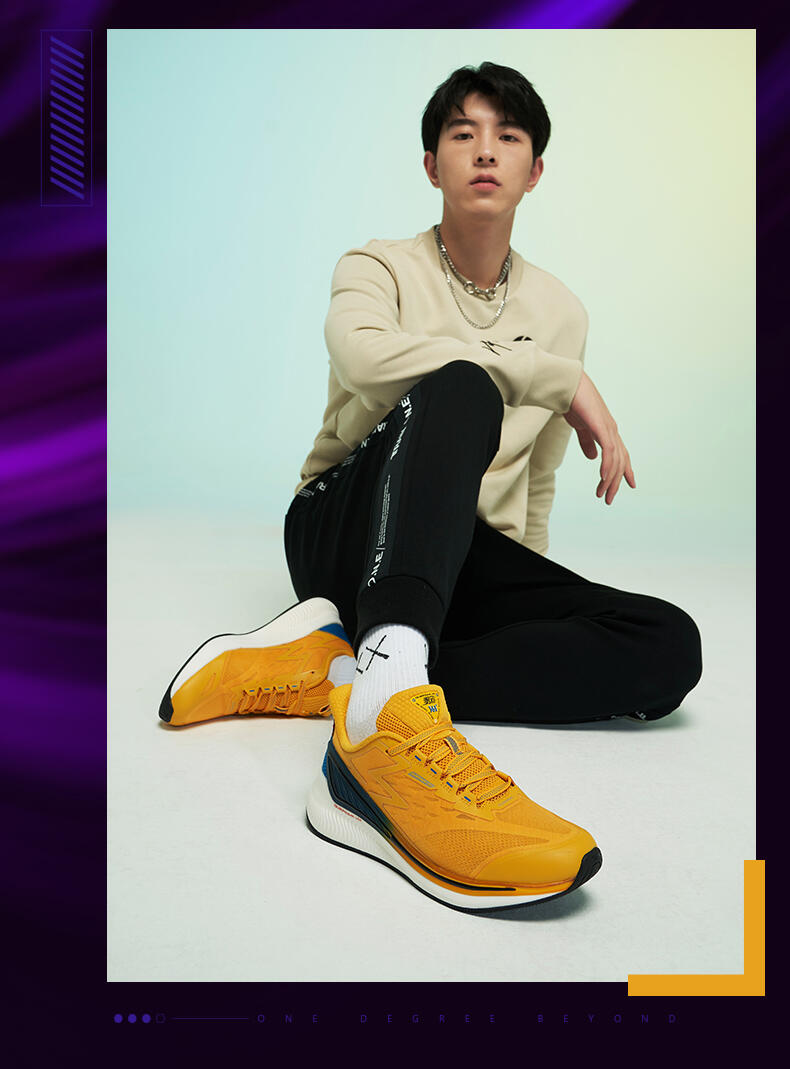 361°跑步鞋 夜影q弹跑鞋361运动鞋男春季男鞋官方旗舰跑步鞋男士雨屏