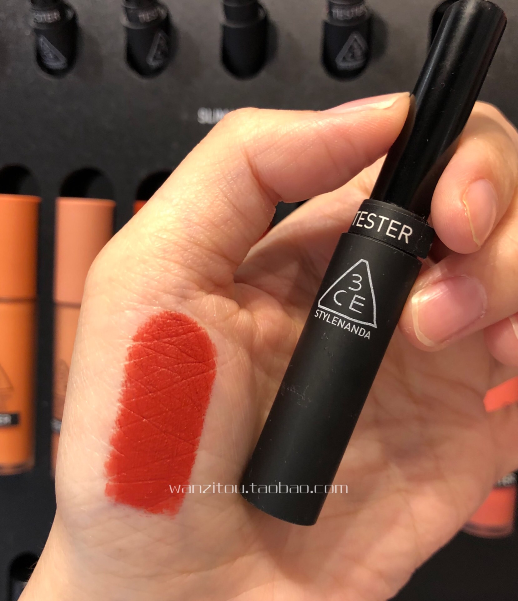 韩国3ce黑细管烟管口红唇膏fluffyred哑光丝绒plainvermilion