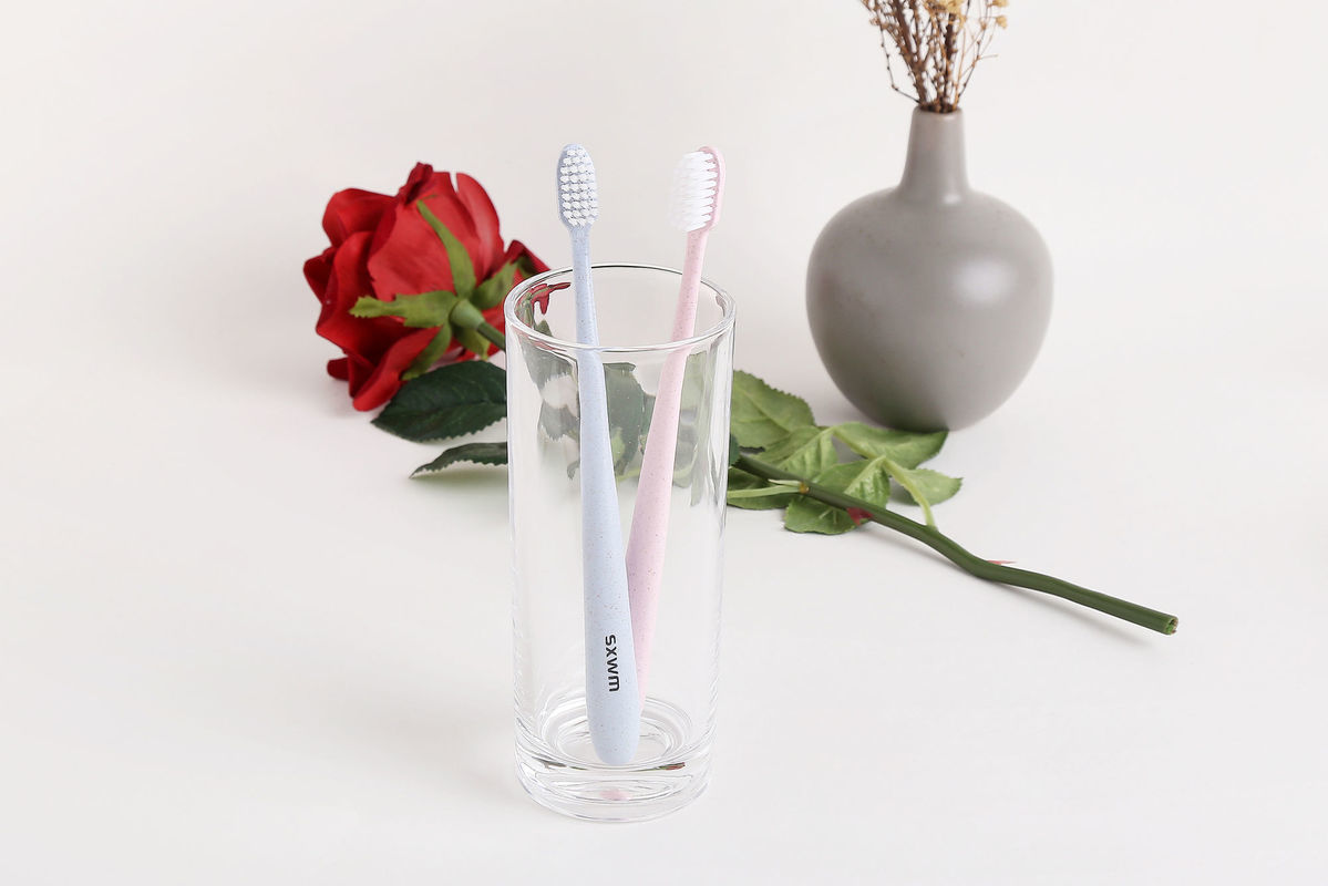 《成人牙刷软毛高档三笑完美竹炭长柄牙刷细毛备长炭去牙渍家用 4支》