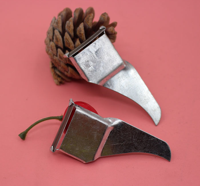 送福鸟(songfuniao)厨房小工具ys22928569911dq 老式简易白铁皮削皮刀