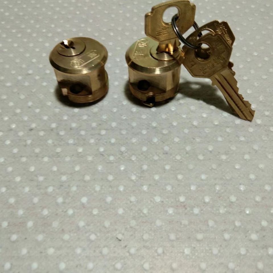 《丰收牌9472-a2.k2老式铁门锁.