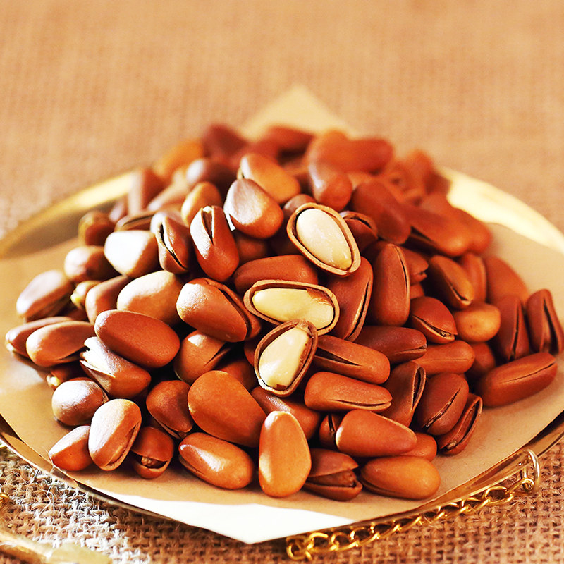 老街口东北松子250g零食坚果干果新货大颗粒手剥开口红松吃货必备