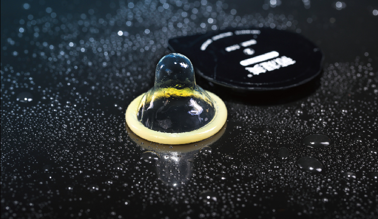 无香味国产/进口:国产材质:乳胶产品名称:拉丝玻尿酸避孕套品牌:薇凝