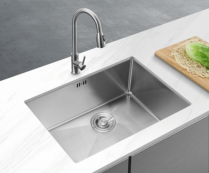 200毫米安装方式:台上式表面工艺:拉丝产品材质:304不锈钢水槽样式:单