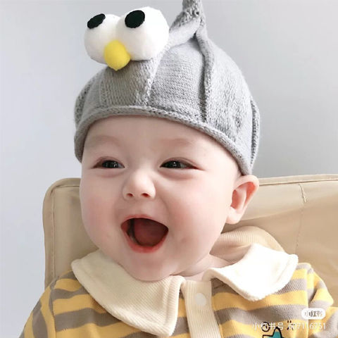 大眼睛新生女宝宝bb画报漂亮宝宝图片海报婴儿海报墙贴备孕胎教画高