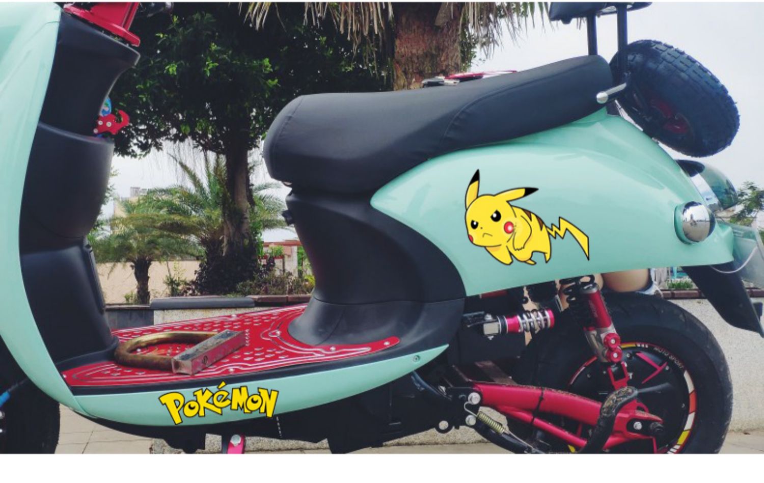 澳派(aopai)摩托车装饰养护 澳派电动摩托车可爱皮卡丘贴纸电瓶车小