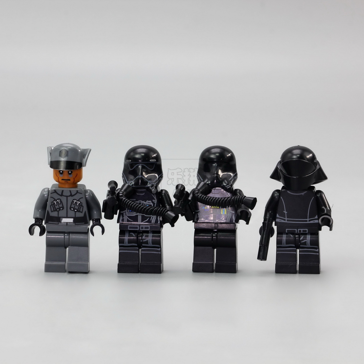 开心美猴王(happy monkey)积木81007 兼容乐高星球大战原力觉醒tie钛