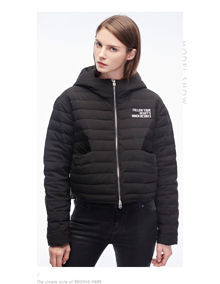 sdeer圣迪奥撞色英文字母装饰个性挖袋连帽羽绒服s18482490