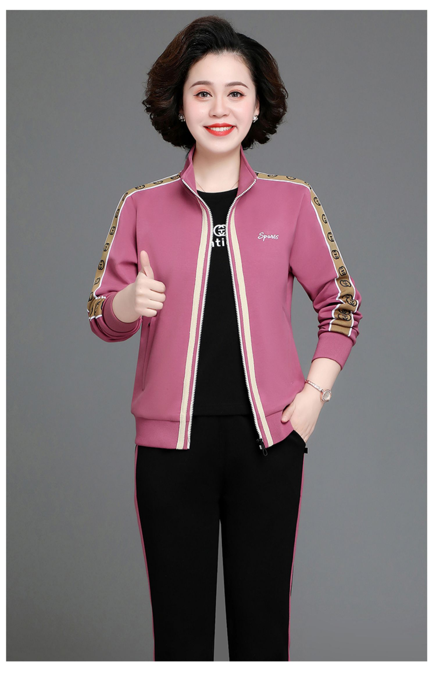 2021新款中老年运动服套装女洋气减龄三件套上衣中年妈妈春秋外套